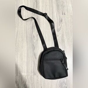 Gymshark Black Crossbody Bag